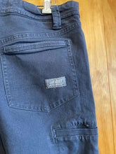 Load image into Gallery viewer, Size 34 Eddie Bauer Men's Pants
