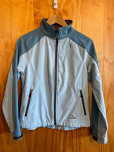 Load image into Gallery viewer, Women Size XS LL Bean Light Blue Women's Light Jacket
