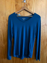 Load image into Gallery viewer, Size Medium Eddie Bauer Turquoise Women's Long Sleeve Shirt
