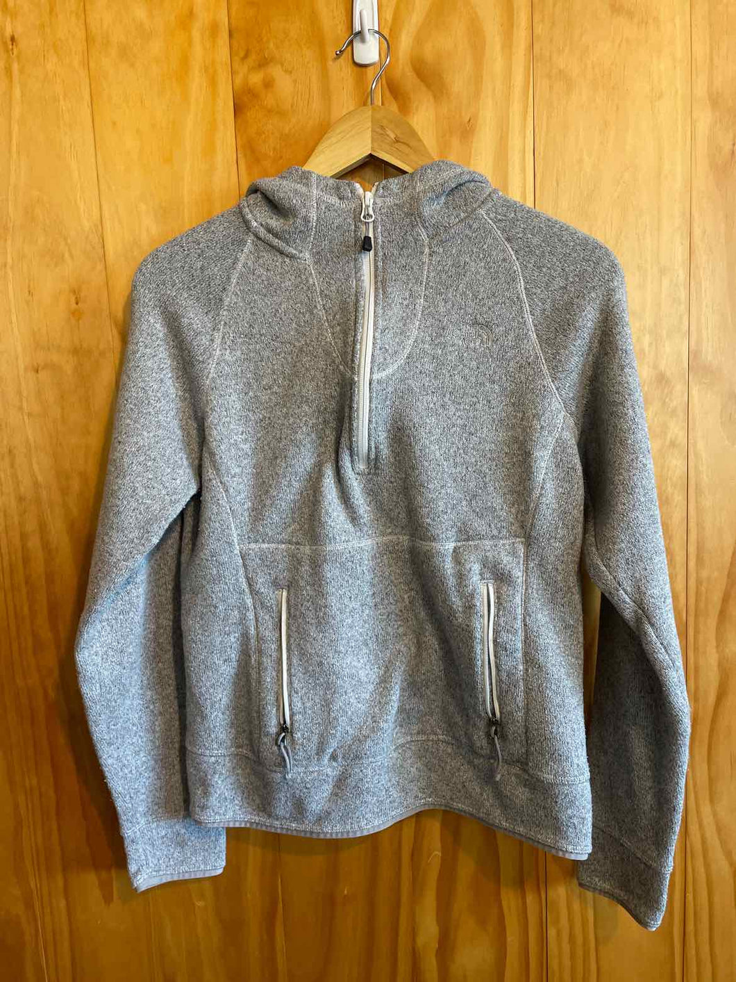 Size S The North Face Heather Women's Long Sleeve Shirt