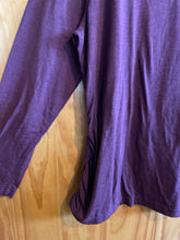 Load image into Gallery viewer, Size XL Duluth Trading Plum Women's Long Sleeve Shirt

