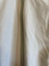 Load image into Gallery viewer, Size 38 Columbia Men's Pants
