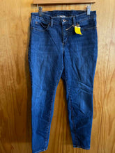 Load image into Gallery viewer, Size 10 Duluth Trading Blue Women's Jeans
