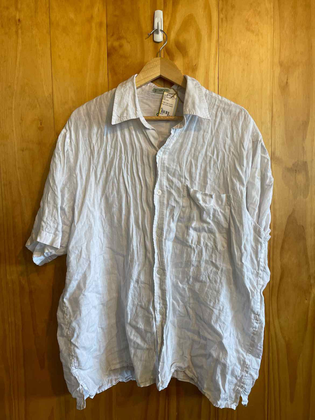 Size XL Orvis Men's Short Sleeve Shirt