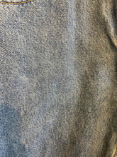 Load image into Gallery viewer, Size 33 Lee Men's Pants
