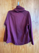 Load image into Gallery viewer, Size Large 44 Degrees North Burgundy Women&#39;s Sweater &amp; Sweatshirt
