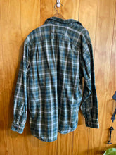 Load image into Gallery viewer, Size Large Tall Duluth Trading Men&#39;s Flannel
