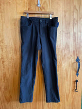 Load image into Gallery viewer, Size 34 Lululemon Men&#39;s Pants
