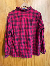 Load image into Gallery viewer, Size L Duluth Trading Red Women&#39;s Flannel

