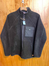 Load image into Gallery viewer, Size L Fjall Raven Men&#39;s Fleece

