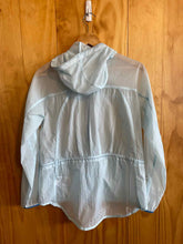 Load image into Gallery viewer, Women Size M Nike Light Blue Women&#39;s Light Jacket

