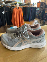 Load image into Gallery viewer, Shoe Size 8.5 Asics Grey Running Shoes
