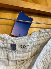 Load image into Gallery viewer, Size Medium Roxy White Women&#39;s Pants

