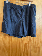 Load image into Gallery viewer, Size Large Columbia Black Women's Shorts
