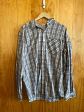 Load image into Gallery viewer, Size XL Columbia Men's Long Sleeve Shirt
