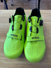 Load image into Gallery viewer, Speed Mens 46 Cycling Shoes
