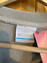 Load image into Gallery viewer, Size XL Columbia Light Gray Women's Sweater &amp; Sweatshirt
