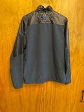 Load image into Gallery viewer, Size Medium Mountain Hardwear Men&#39;s Light Jacket
