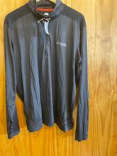 Load image into Gallery viewer, Size XL Columbia Men's Long Sleeve Shirt
