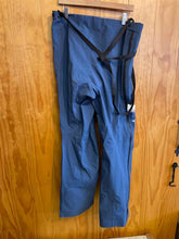 Load image into Gallery viewer, Size XL The North Face Men's Snow Pants
