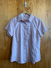 Load image into Gallery viewer, Size Large Columbia Dusty Pink Women's Short Sleeve Shirt
