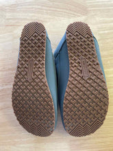 Load image into Gallery viewer, Women's Shoe Size 8.5 Xero Green Casual Shoes
