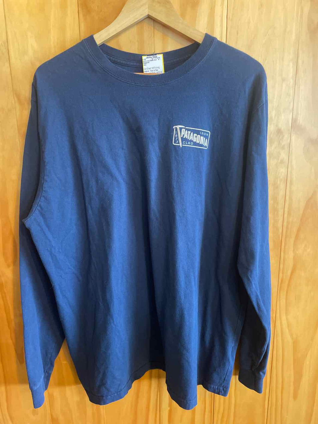 Size XL Patagonia Men's Long Sleeve Shirt