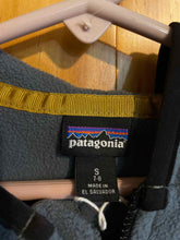 Load image into Gallery viewer, Child Size Small Patagonia Boy's Fleece
