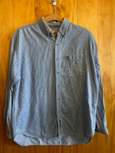 Load image into Gallery viewer, Size XL Port Authority Men's Long Sleeve Shirt
