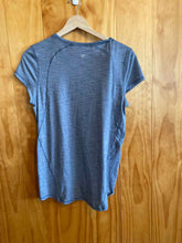 Load image into Gallery viewer, Size 8 Lululemon Blue Women's Short Sleeve Shirt
