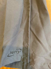 Load image into Gallery viewer, Size 8 Terry Green Skirt
