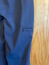 Load image into Gallery viewer, Size XS Duluth Trading Black Women&#39;s Leggings
