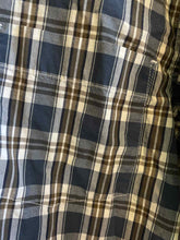 Load image into Gallery viewer, Size Medium Eddie Bauer Men's Long Sleeve Shirt
