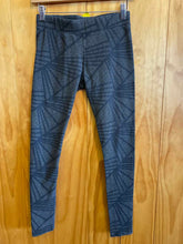 Load image into Gallery viewer, Size Small Pact Black Women's Leggings
