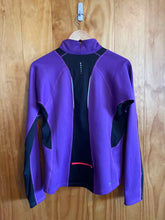 Load image into Gallery viewer, Size Medium North Face Purple Women&#39;s Long Sleeve Shirt
