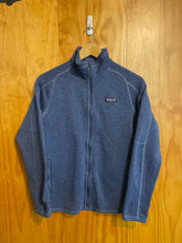 Load image into Gallery viewer, Size Medium Patagonia Blue Women&#39;s Sweater &amp; Sweatshirt
