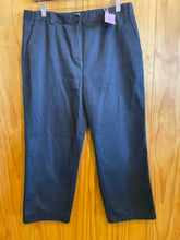 Load image into Gallery viewer, Size 12 Petite LL Bean Black Women's Pants

