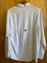 Load image into Gallery viewer, Size Large Tall Columbia Men's Long Sleeve Shirt
