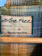 Load image into Gallery viewer, Size M We The Free Blue Women's Flannel
