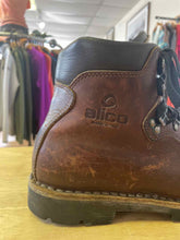 Load image into Gallery viewer, Shoe Size 8 Alico Brown Hiking Boots
