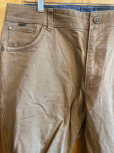 Load image into Gallery viewer, Size 38 khombu Men's Pants
