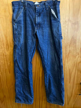 Load image into Gallery viewer, Size 32X32 Wrangler Men's Pants
