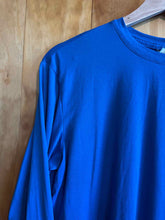 Load image into Gallery viewer, Size S REI Men&#39;s Long Sleeve Shirt
