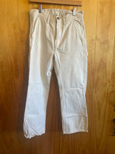 Load image into Gallery viewer, Size 28 Gap Men's Pants
