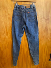 Load image into Gallery viewer, Size 5 Lee Blue Women's Jeans
