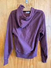 Load image into Gallery viewer, Size XS Champion Men&#39;s Sweater &amp; Sweatshirt
