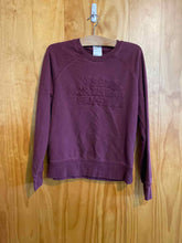 Load image into Gallery viewer, Size Medium The North Face Maroon Women&#39;s Sweater &amp; Sweatshirt
