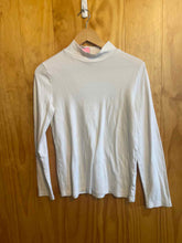Load image into Gallery viewer, Size Medium White Stag White Women's Long Sleeve Shirt
