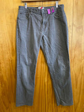 Load image into Gallery viewer, Size 34 Best made co Men's Jeans

