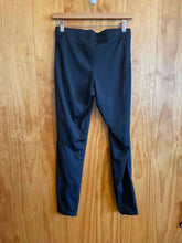 Load image into Gallery viewer, Size Large Nike Black Women&#39;s Leggings
